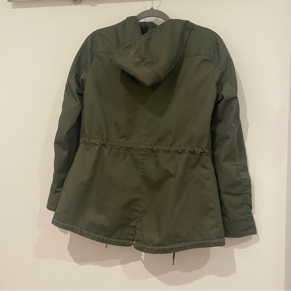 Only army green utility jacket - Picture 2 of 8